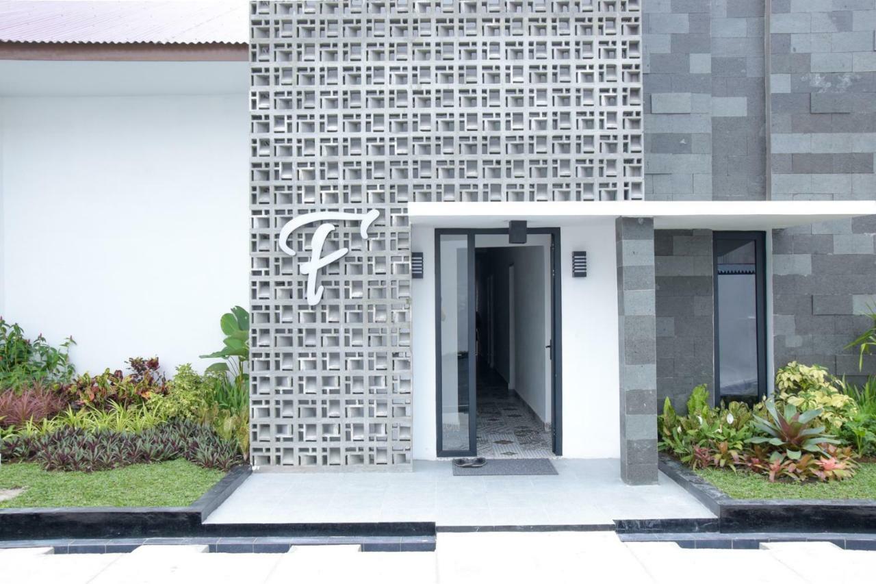 Reddoorz Plus Near Unimed Medan Exterior photo